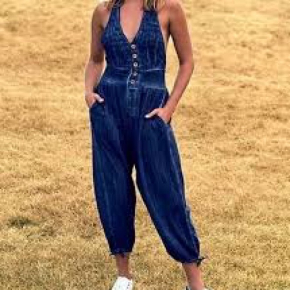 Free People Travel Light Jumpsuit. Navy/ Marine. Size S NWOT - Picture 1 of 7